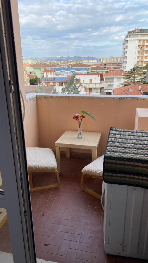 Apartment Montesilvano Marina Buitenkant foto